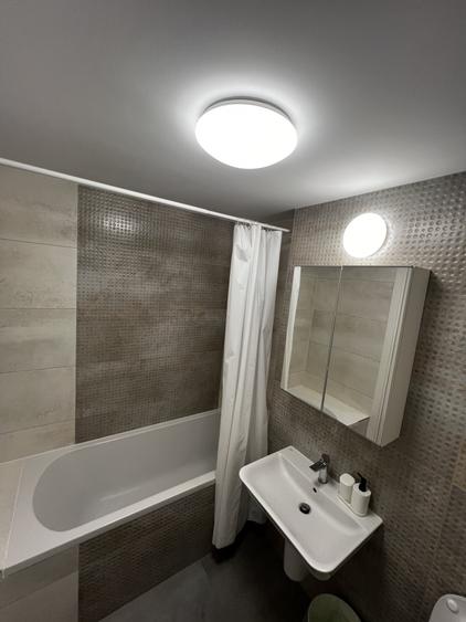 Apartament cu 3 camere decomandat, mobilat în Pipera