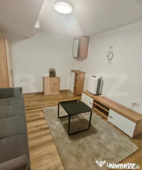 Apartament cu 2 camere semidecomandat în Centrul Istoric