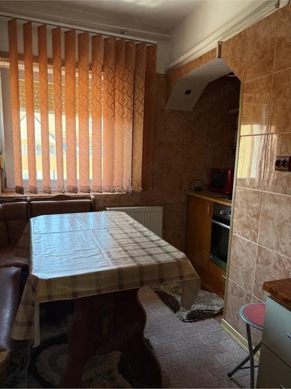 Apartament cu 2 camere decomandat în Victoria