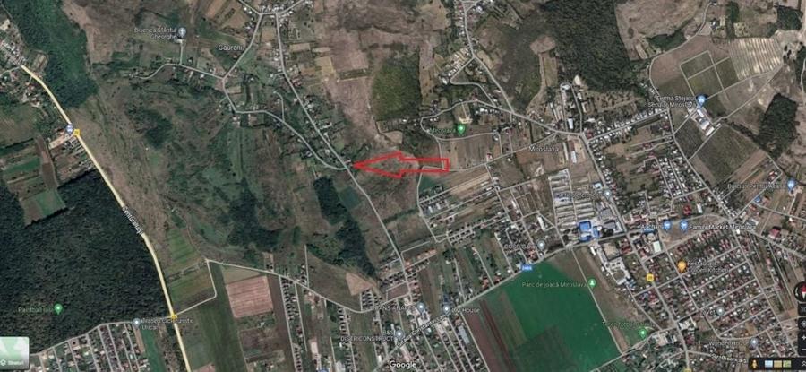 Teren de 2355 mp, în Miroslava