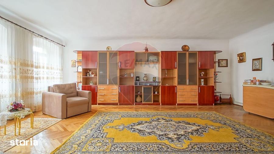 Apartament cu 2 camere, mobilat în Centrul Istoric