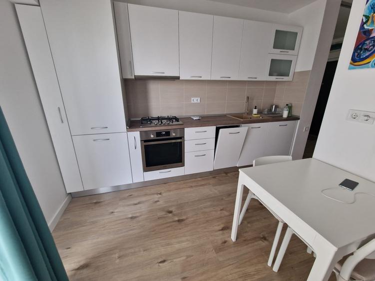 Apartament cu 2 camere semidecomandat în Pipera
