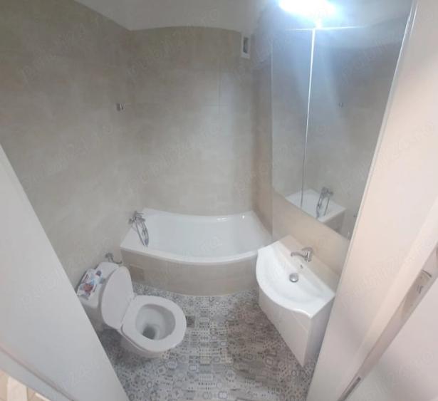 Apartament cu 3 camere decomandat în Floreasca