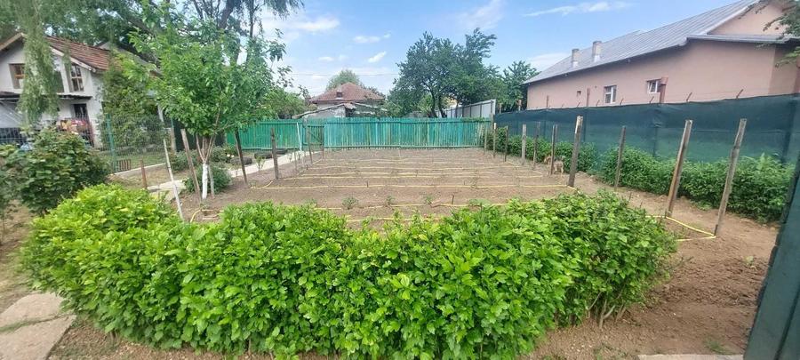 Casă cu 3 camere în Tărtășești