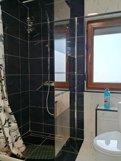 Casă cu 4 camere decomandat în Sânnicoară