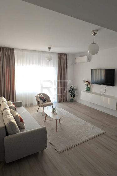 Apartament cu 2 camere semidecomandat, mobilat în Prelungirea Ghencea