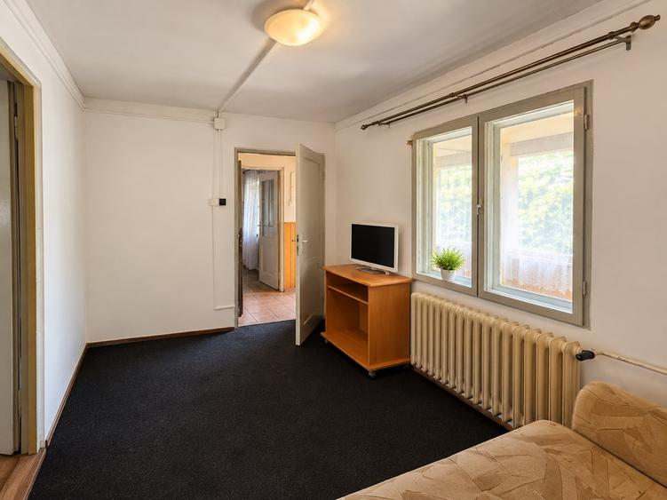 Casă cu 4 camere cu Teren 607 Mp în Universitate