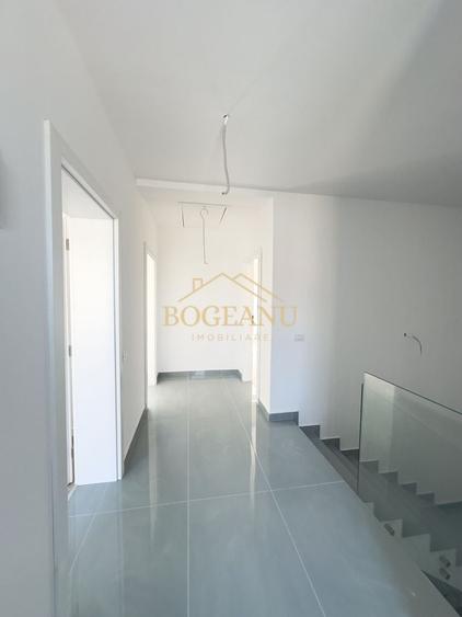 Duplex cu 4 camere cu Canalizare în Chișoda