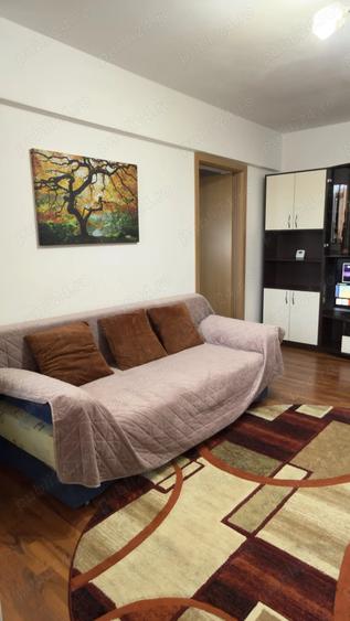Apartament cu 2 camere semidecomandat în Dacia