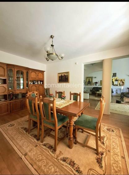 CASA PREMIUM DE VANZARE SUCEAVA ,Iesirea spre Moara 259 mp utili, TEREN 1.000 mp , COMISION 0% la cumparare , VANZARE - direct proprietar