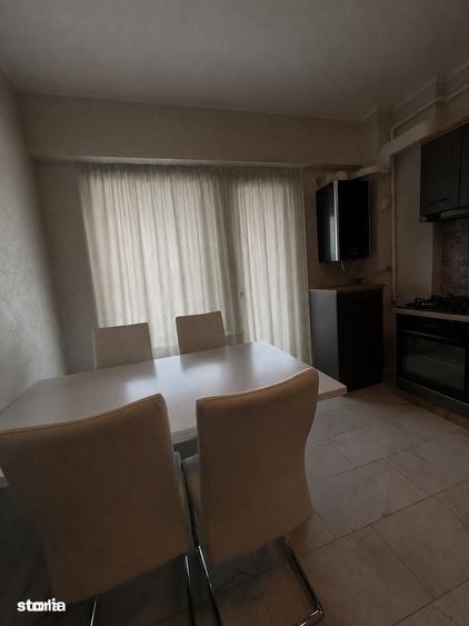 Apartament cu 3 camere decomandat în Nord