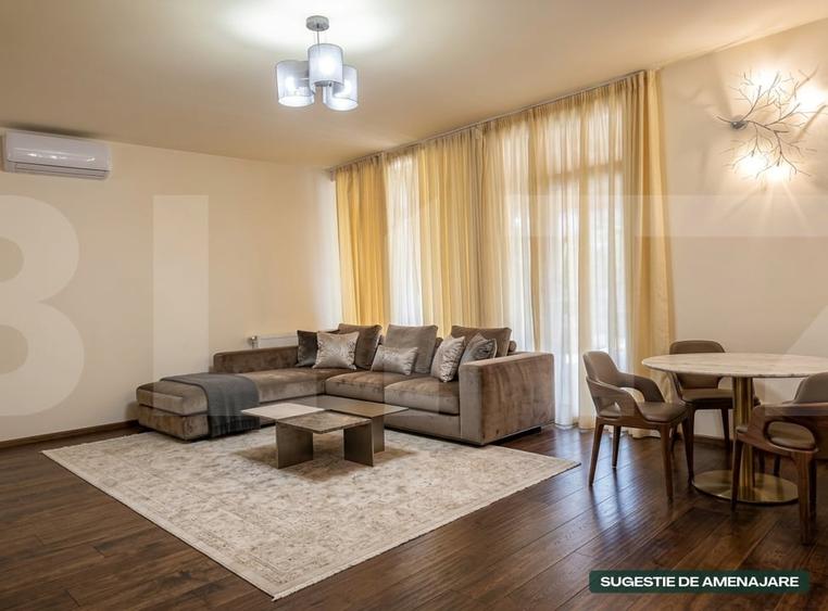 Casă individuală cu 8 camere cu Canalizare în Mehala