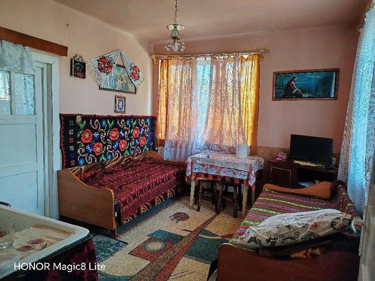 Casă cu 3 camere cu Teren 40 Mp în Țagu