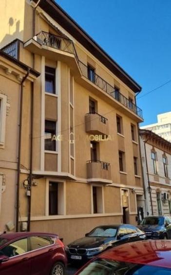 Garsonieră decomandată, mobilată în Romană