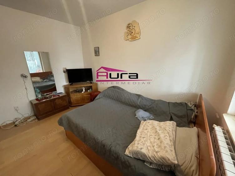 Apartament cu 3 camere decomandat în E3