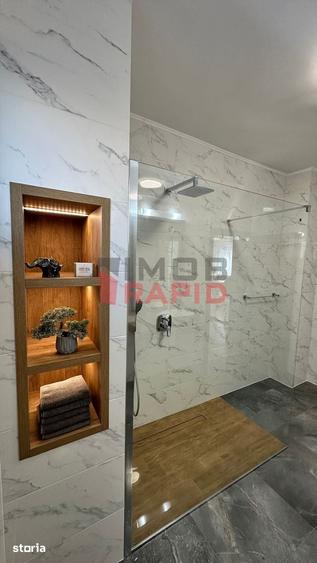 Casă cu 5 camere cu Teren 700 Mp în Central