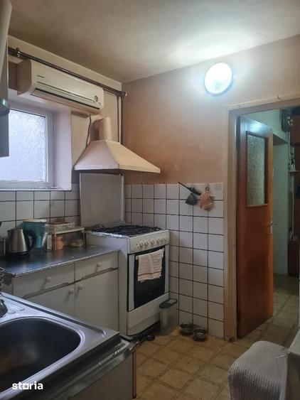 Apartament cu 2 camere semidecomandat în Războieni
