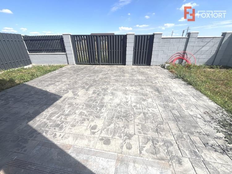 Duplex cu 3 camere cu Canalizare în Moșnița Nouă