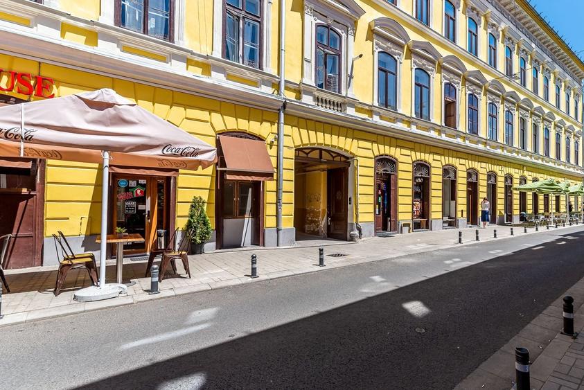Apartament cu 2 camere decomandat, mobilat în Ultracentral