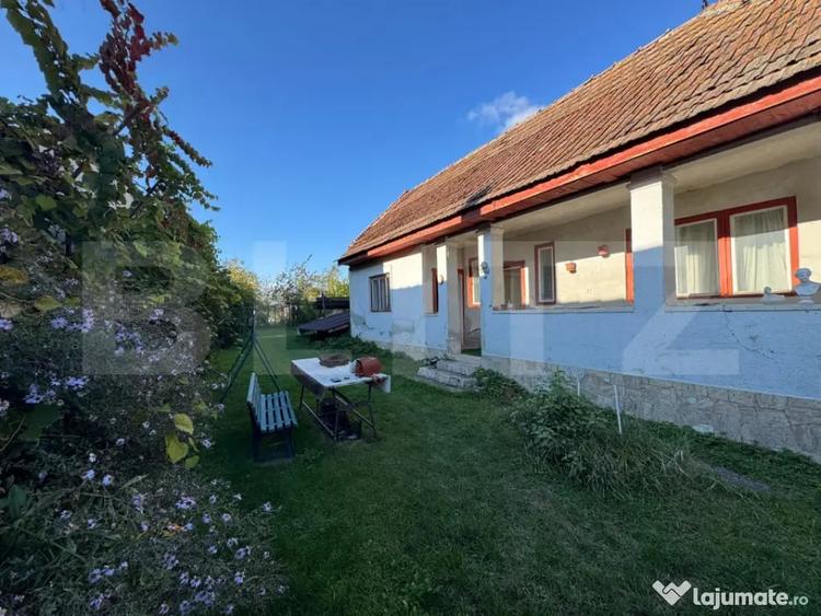 Casă cu 3 camere cu Teren 1081 Mp în Ciugud