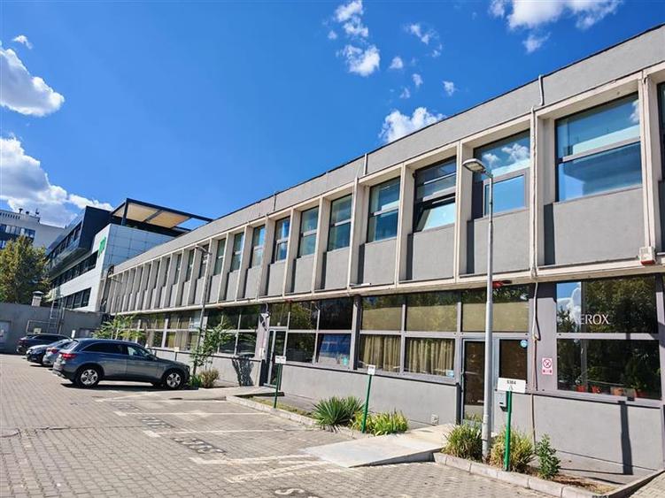 Spațiu industrial, de 1,006 mp, în Central
