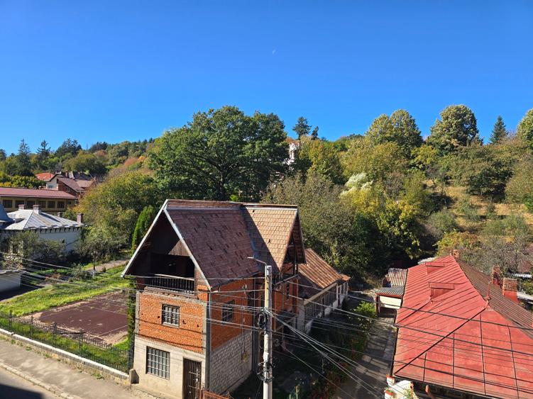 Apartament cu 4 camere decomandat în Ultracentral
