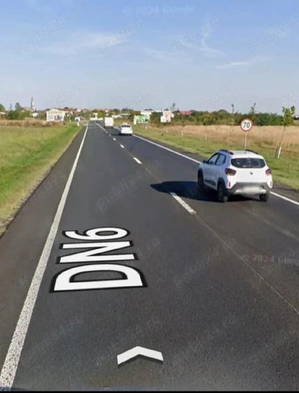 Teren de 10000 mp, în Izvin