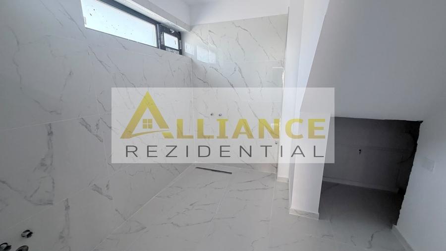 Casă individuală cu 4 camere cu Canalizare în Berceni