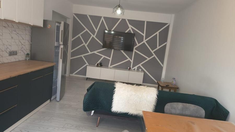 Apartament cu 3 camere decomandat în Unirea