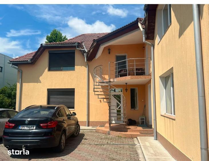 Casă cu 3 camere cu Teren 1000 Mp în Central