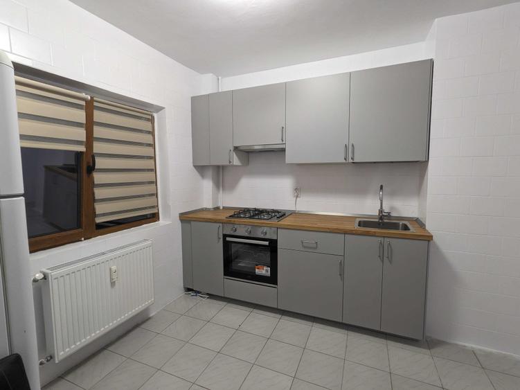 Apartament cu 2 camere decomandat în Drumul Taberei