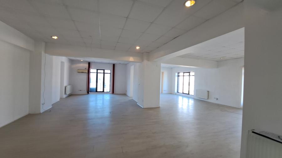 Birou, de 138.14999389648 mp, în Unirii