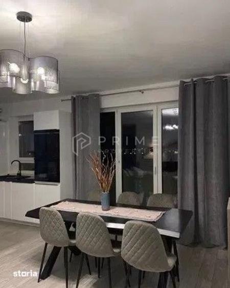 Apartament cu 3 camere decomandat în Libertății