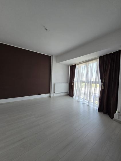Apartament cu 3 camere, mobilat în Bucium