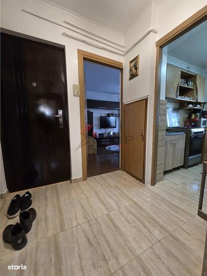 Apartament cu 2 camere decomandat în Mircea cel Bătrân