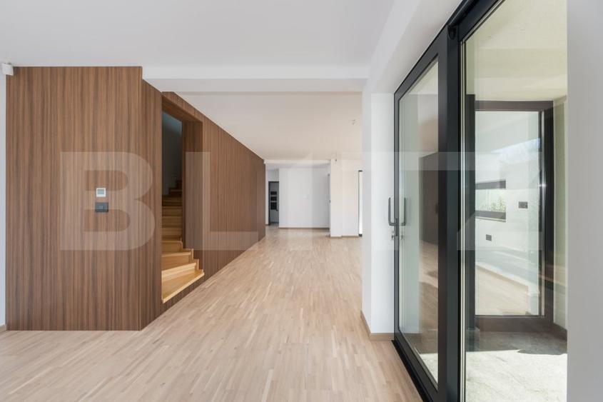 Duplex cu 4 camere cu Canalizare în Dumbrăvița
