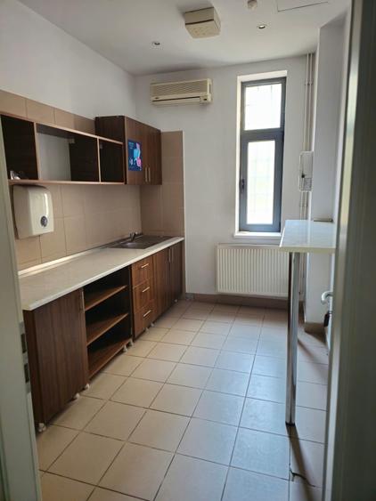 Spațiu comercial, de 145 mp, în Decebal