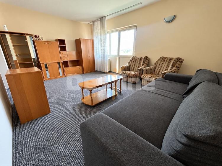 Apartament cu 2 camere decomandat, mobilat în Tătărași