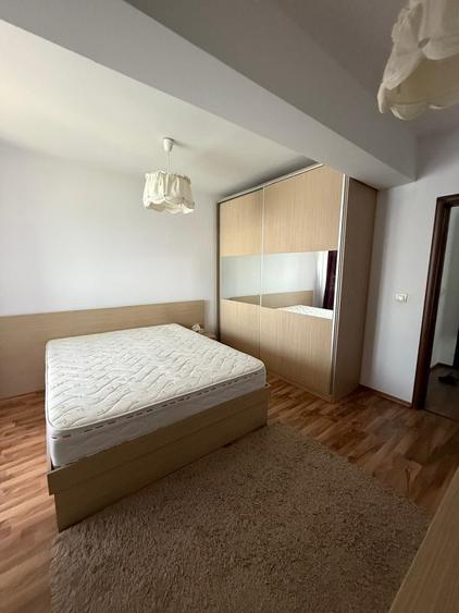 Apartament cu 2 camere decomandat în Lacul Morii