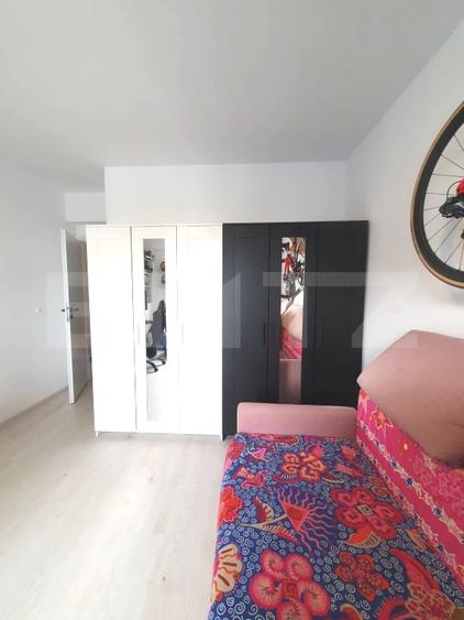 Apartament cu 3 camere decomandat, mobilat în Triaj
