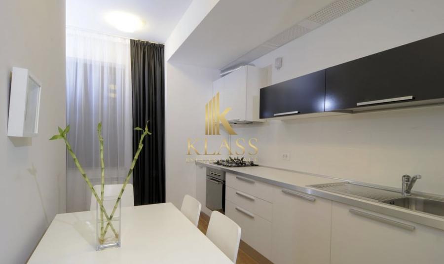 Apartament cu 4 camere, mobilat în Băneasa