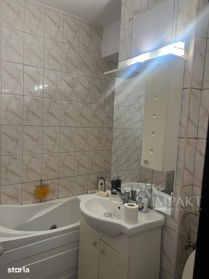 Apartament cu 2 camere decomandat în Zorilor