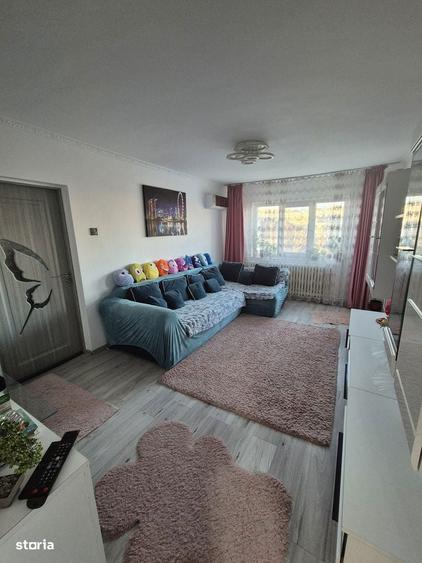 Apartament 3 camere etaj 4 de vanzare Podu Ro?, Aleea Rozelor, - 5