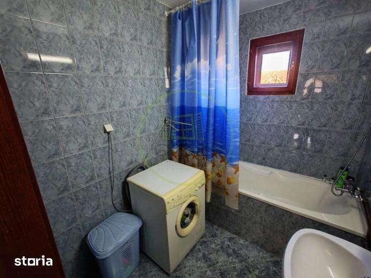 Casă cu 5 camere cu Teren 1300 Mp în Ideciu de Jos