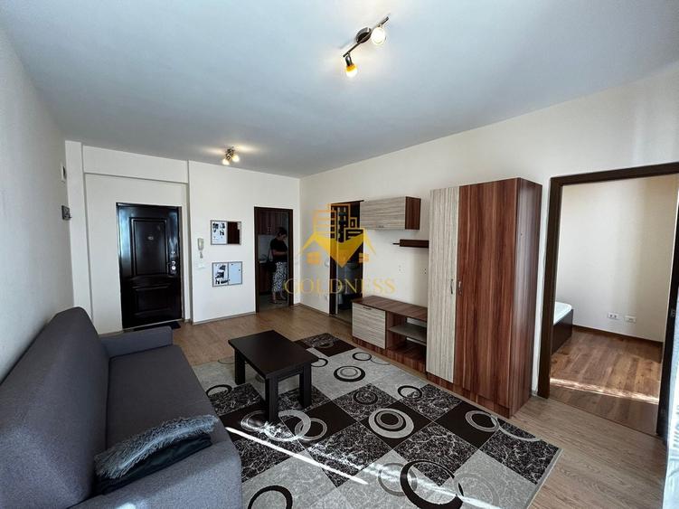 Apartament cu 2 camere semidecomandat, mobilat în Central