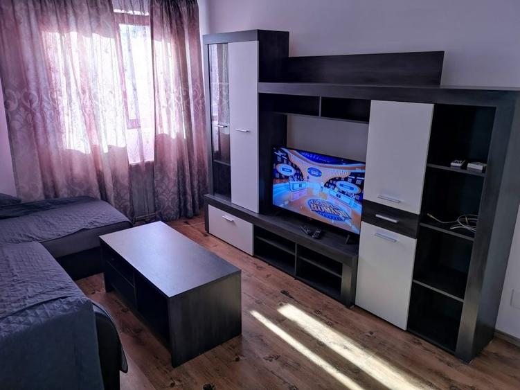 Apartament cu 3 camere decomandat în Militari