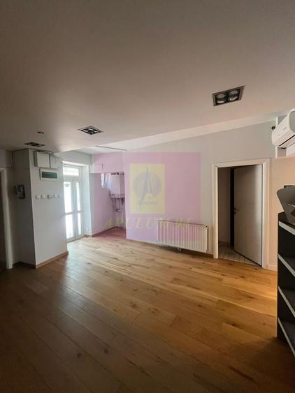 Spațiu comercial, de 78.790000915527 mp, în Unirii