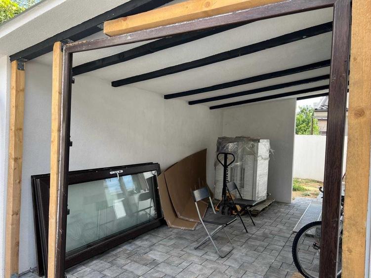 Casă cu 3 camere cu Teren 300 Mp în Central