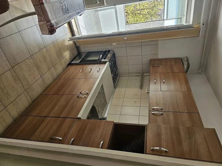 Apartament cu 2 camere decomandat în Tudor