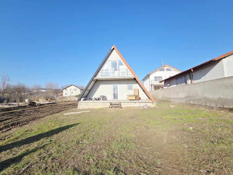 Teren Construcții intravilan de 1186 mp, în Vest